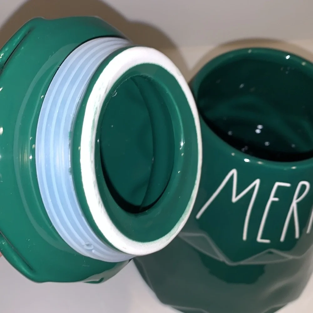 Rae Dunn Ceramic Christmas Tree Cookie‎ Jar Canister